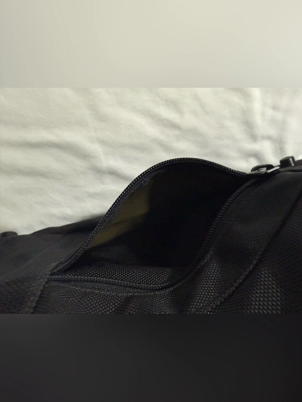 Tumi Alpha Ballistic Nylon Expandable Garment Duffel Travel Bag USA